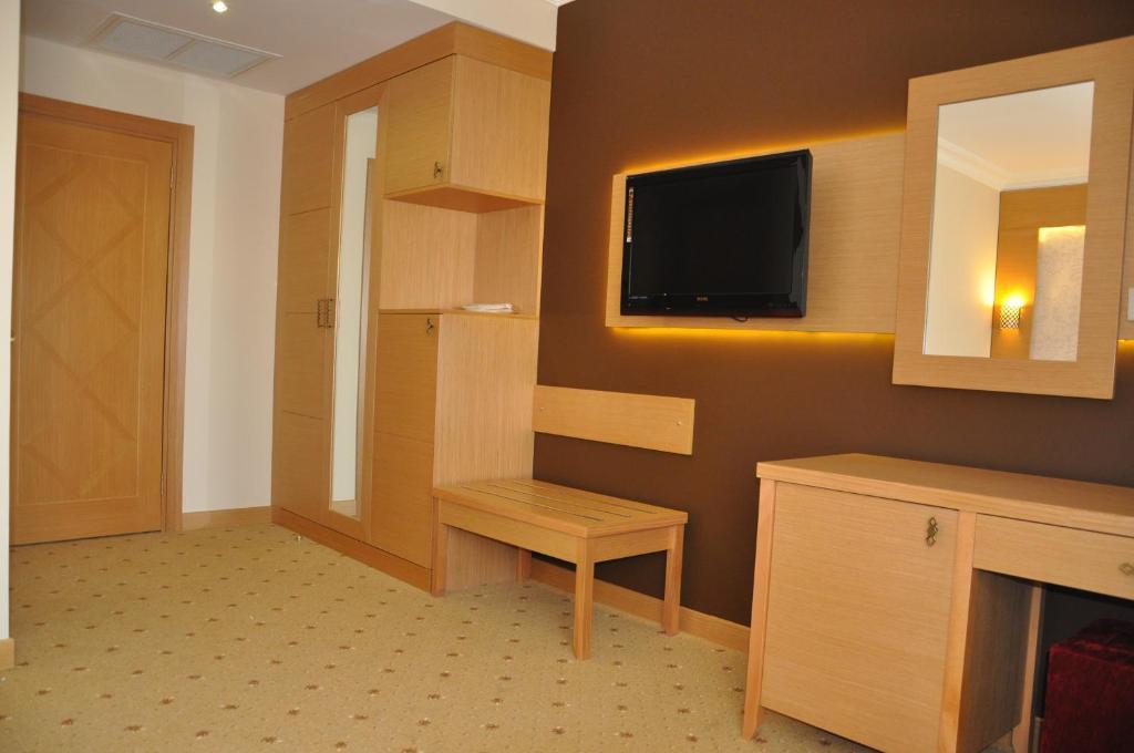 Gebze Palas Hotel Exterior foto